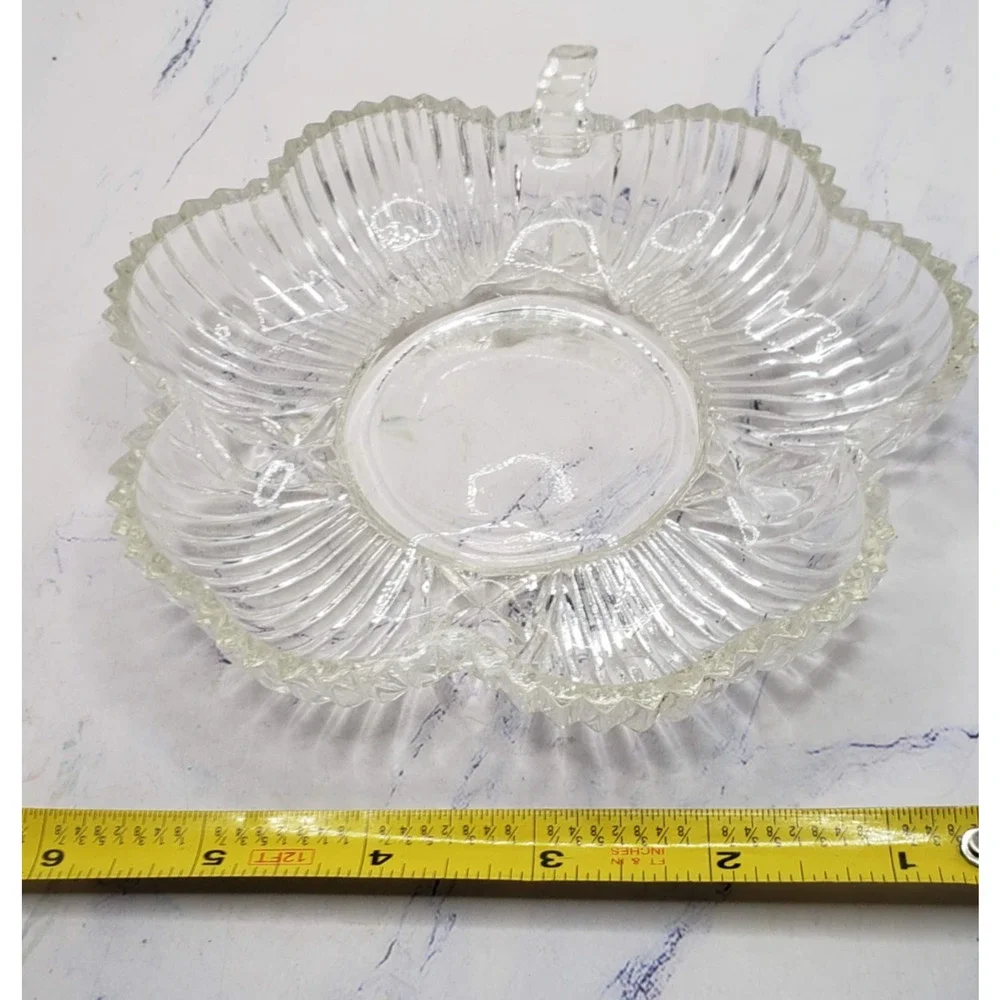 Vintage Clear Glass Clover Shamrock Shaped Trinket Candy Dish 6